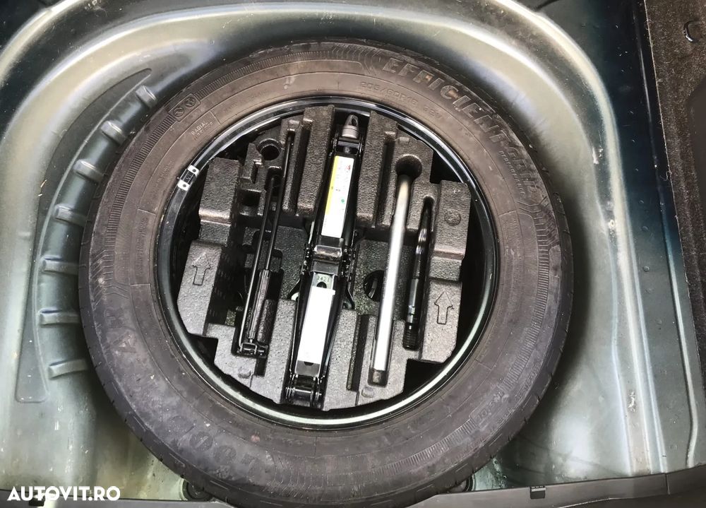 Skoda Octavia 1.5 TSI DSG MHEV Style - 36