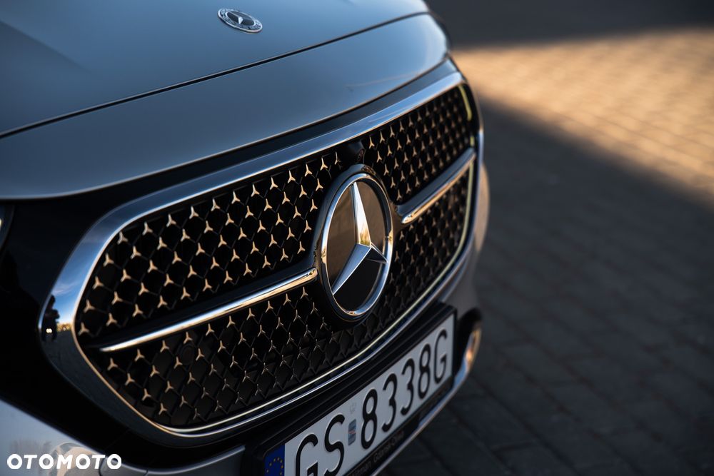 Mercedes-Benz Klasa E 220 d mHEV Avantgarde 9G-Tronic - 5