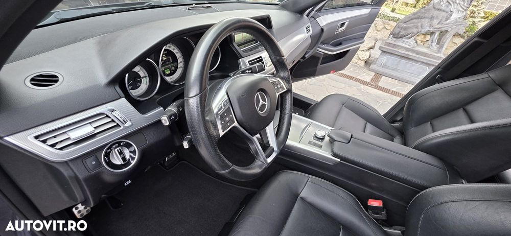 Mercedes-Benz E - 10