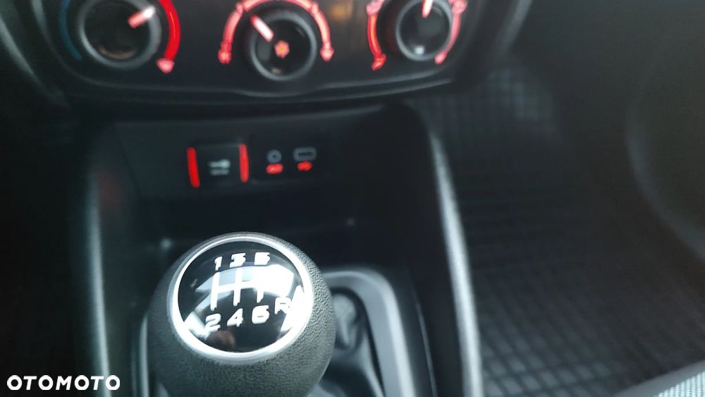 Fiat Tipo 1.4 16V Easy - 13