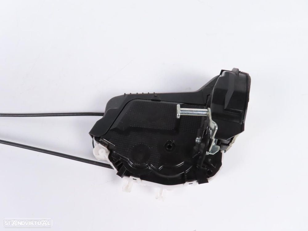 Fecho da porta Esquerdo/Trás Usado / Original TOYOTA YARIS (_P13_) - 2