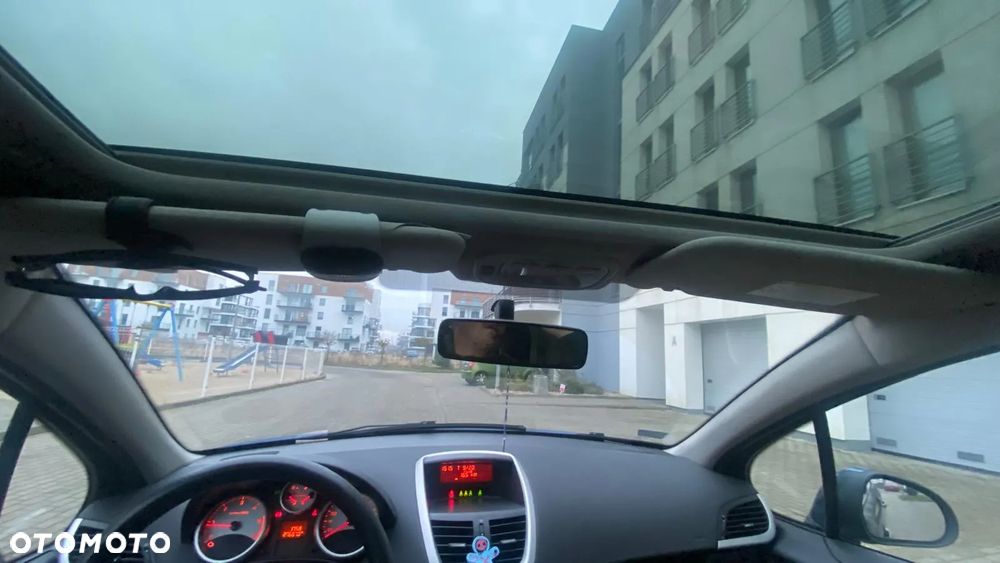 Peugeot 207 1.6 HDi - 14