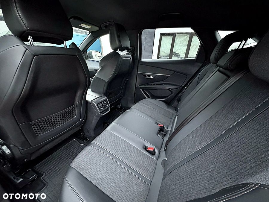 Peugeot 3008 1.6 PureTech GPF GT Line S&S EAT8 - 19