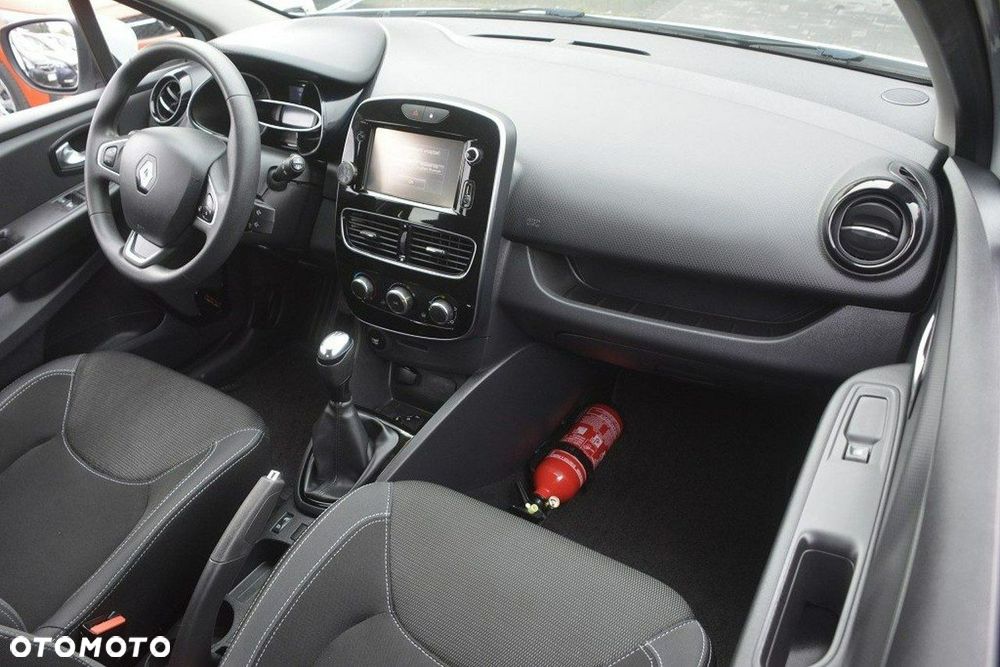 Renault Clio - 18