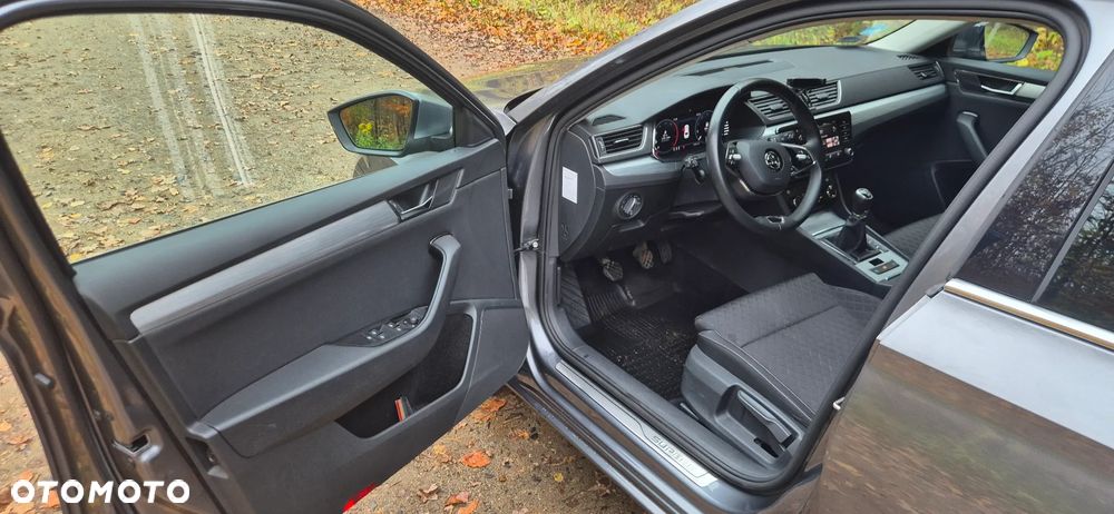 Skoda Superb 2.0 TDI SCR Ambition - 20