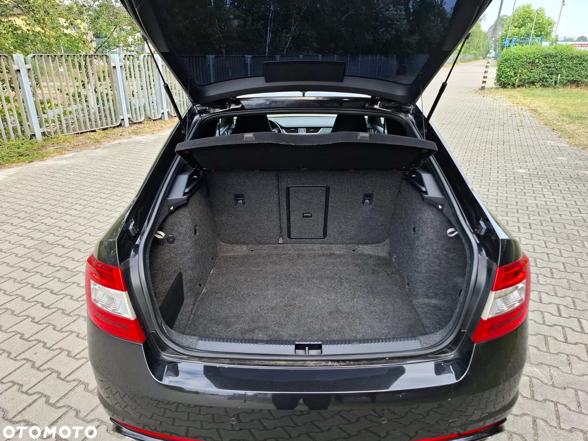 Skoda Octavia 2.0 TSI RS - 13