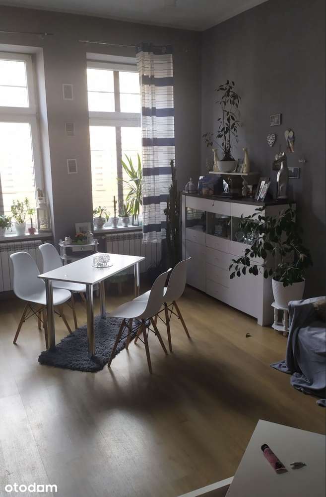 Przestronne, 78 m², kamienica po remoncie - gotowe do zamieszkania