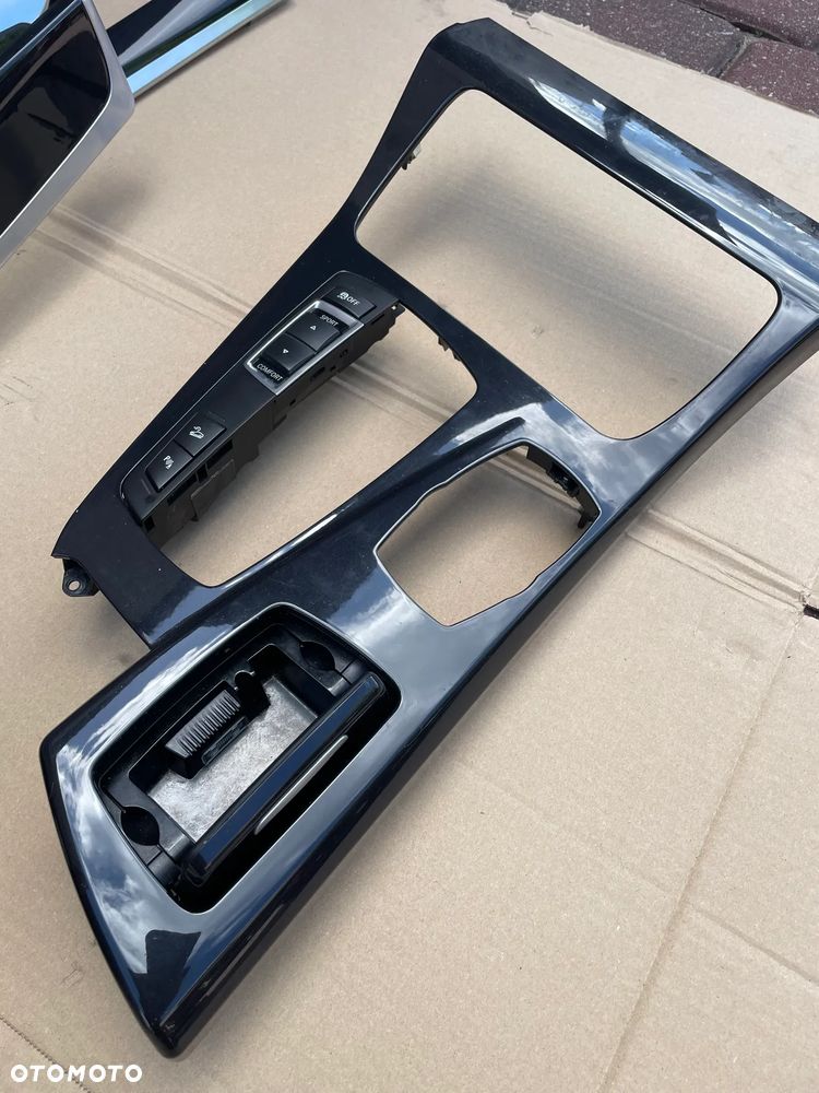 bmw f10 f11 dekor dekory europa czarne piano stan IDEALNY bez rysek - 4