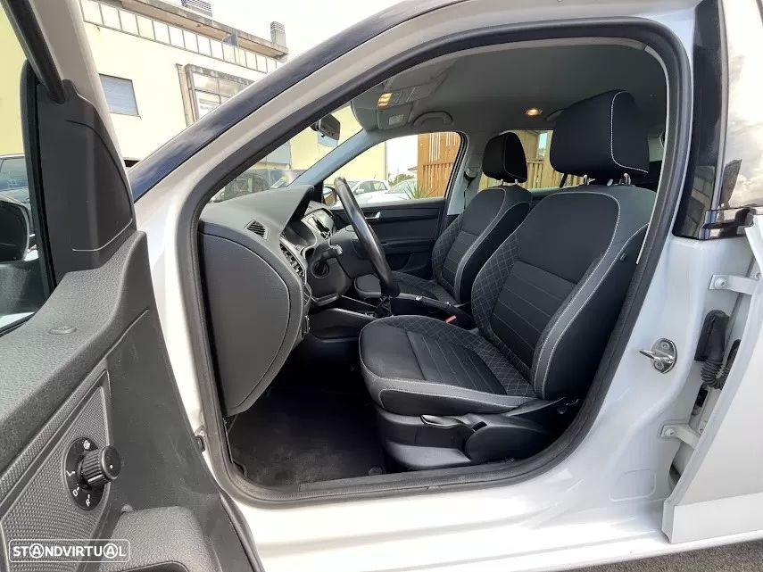 Skoda Fabia 1.0 TSI Active - 26