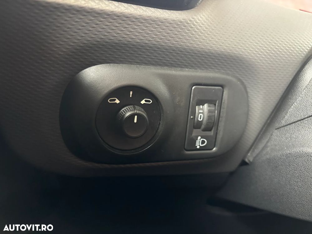 Citroën C4 Cactus 1.2 PureTech S&S EAT6 Feel - 21
