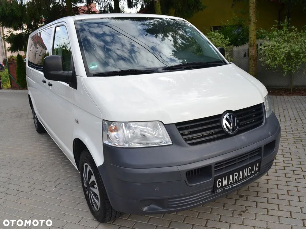 Volkswagen Transporter Caravelle Lang Comfortline - 1
