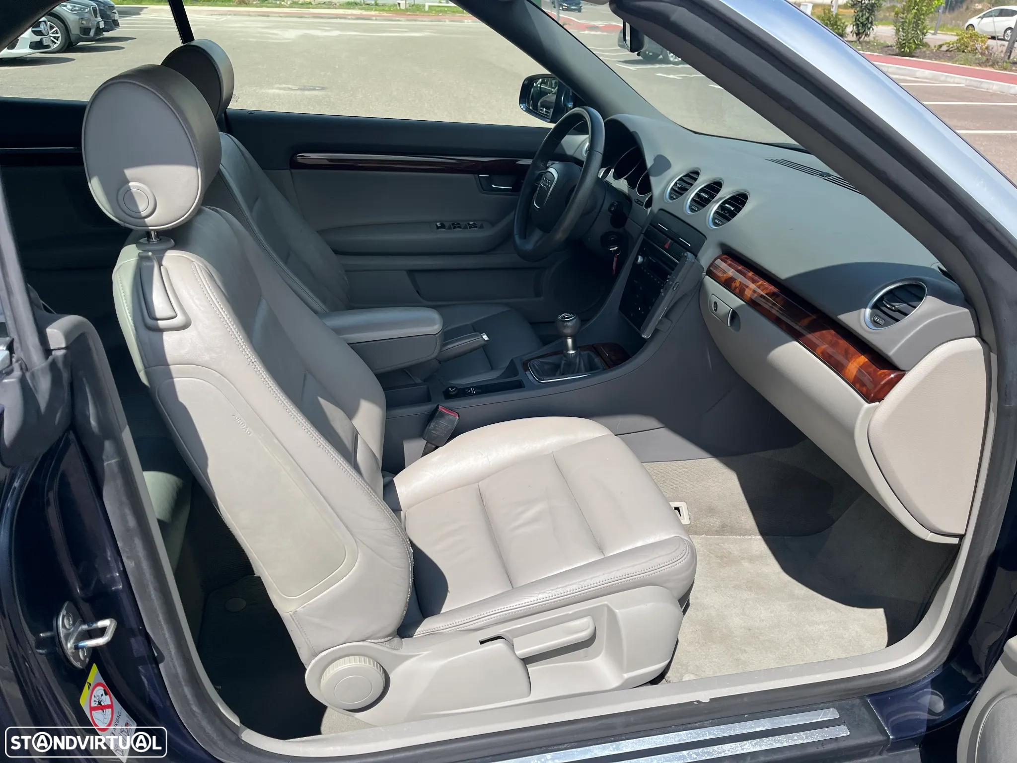 Audi A4 Cabrio 2.0 TDi Sport - 34