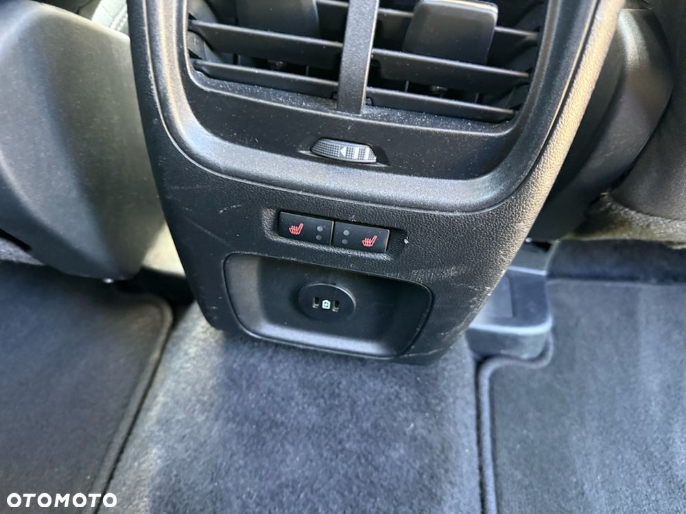 Ford Kuga 2.5 Duratec PHEV TITANIUM - 6