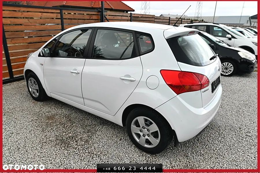 Kia Venga 1.4 CRDi 90 Attract - 10
