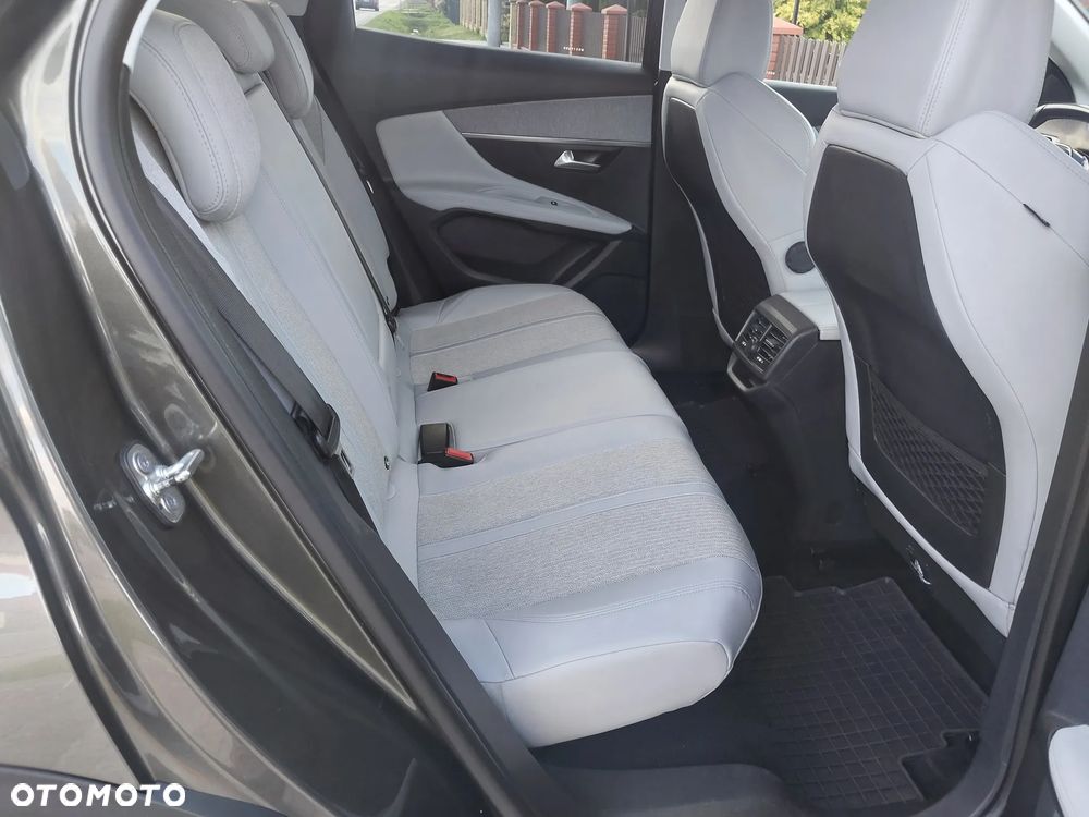Peugeot 3008 BlueHDi 120 Stop & Start Allure - 24