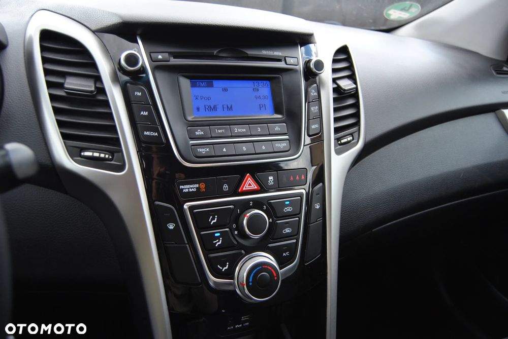 Hyundai i30 1.4 Trend - 17