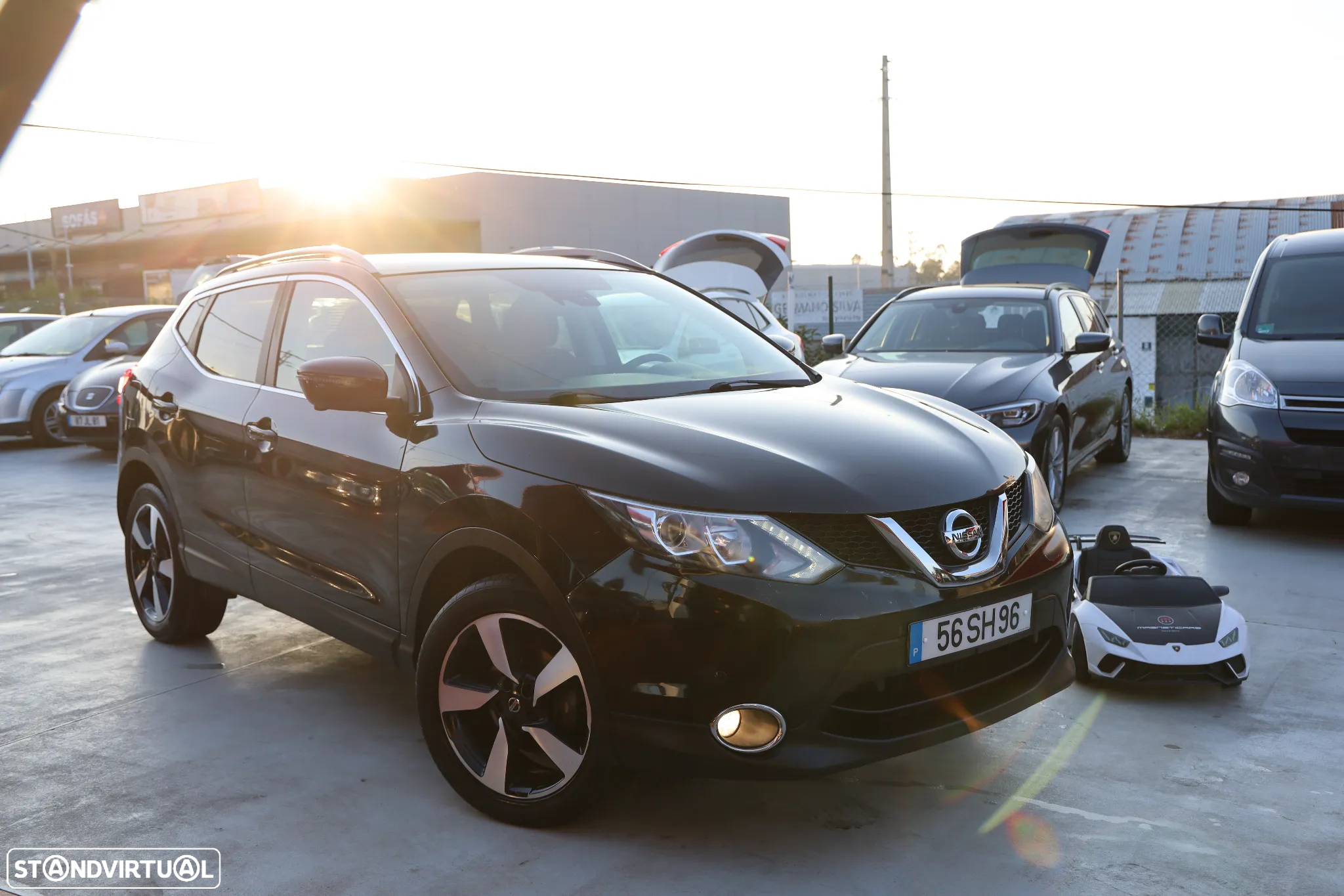 Nissan Qashqai 1.5 dCi N-Connecta 18 - 19