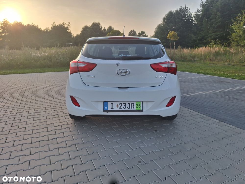 Hyundai i30 1.4 Trend - 7