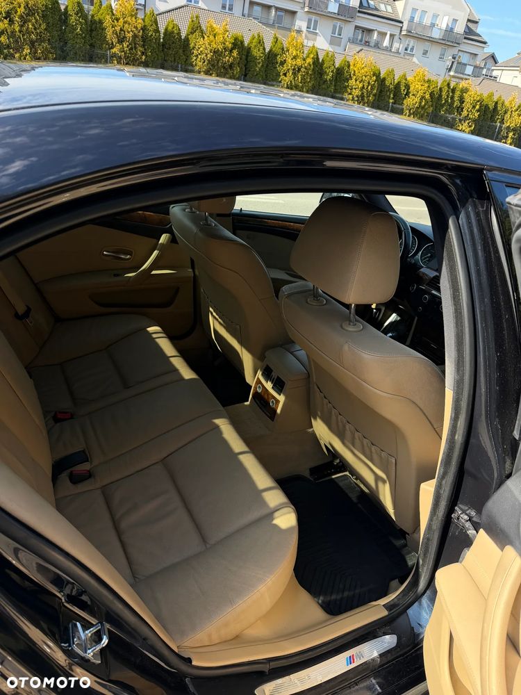 BMW Seria 5 530xd - 17