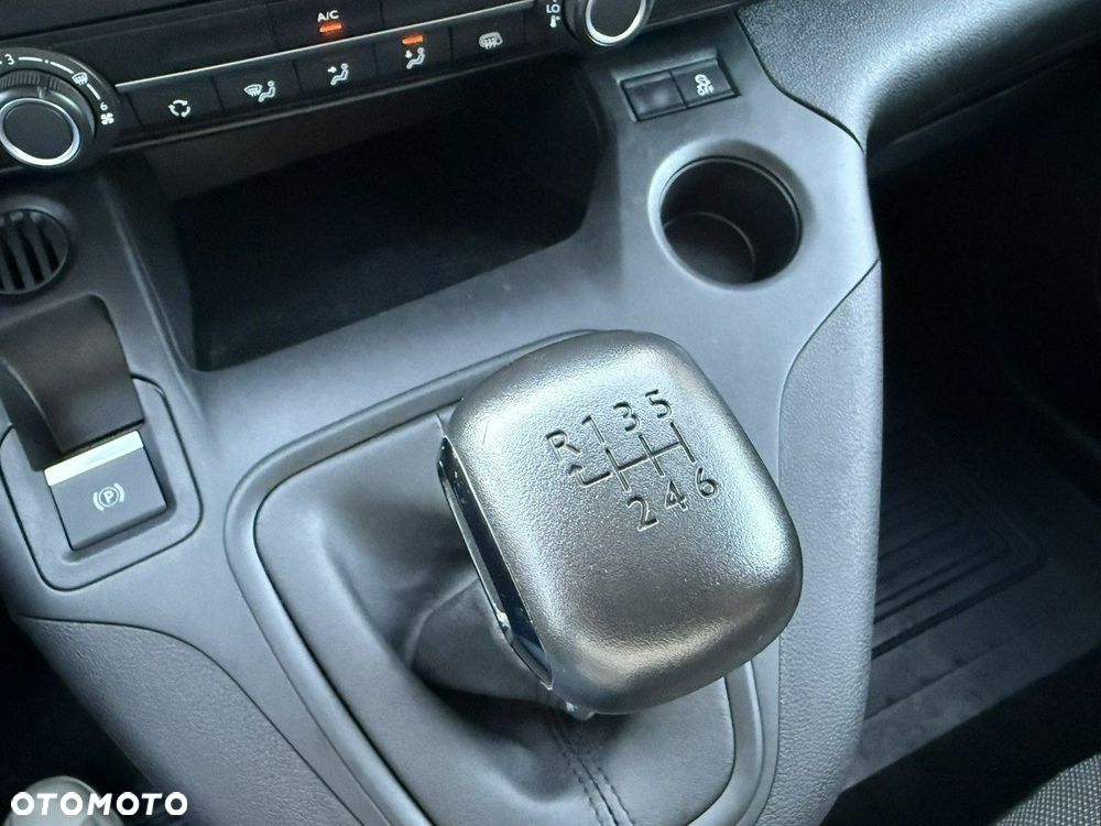 Toyota Proace City - 23