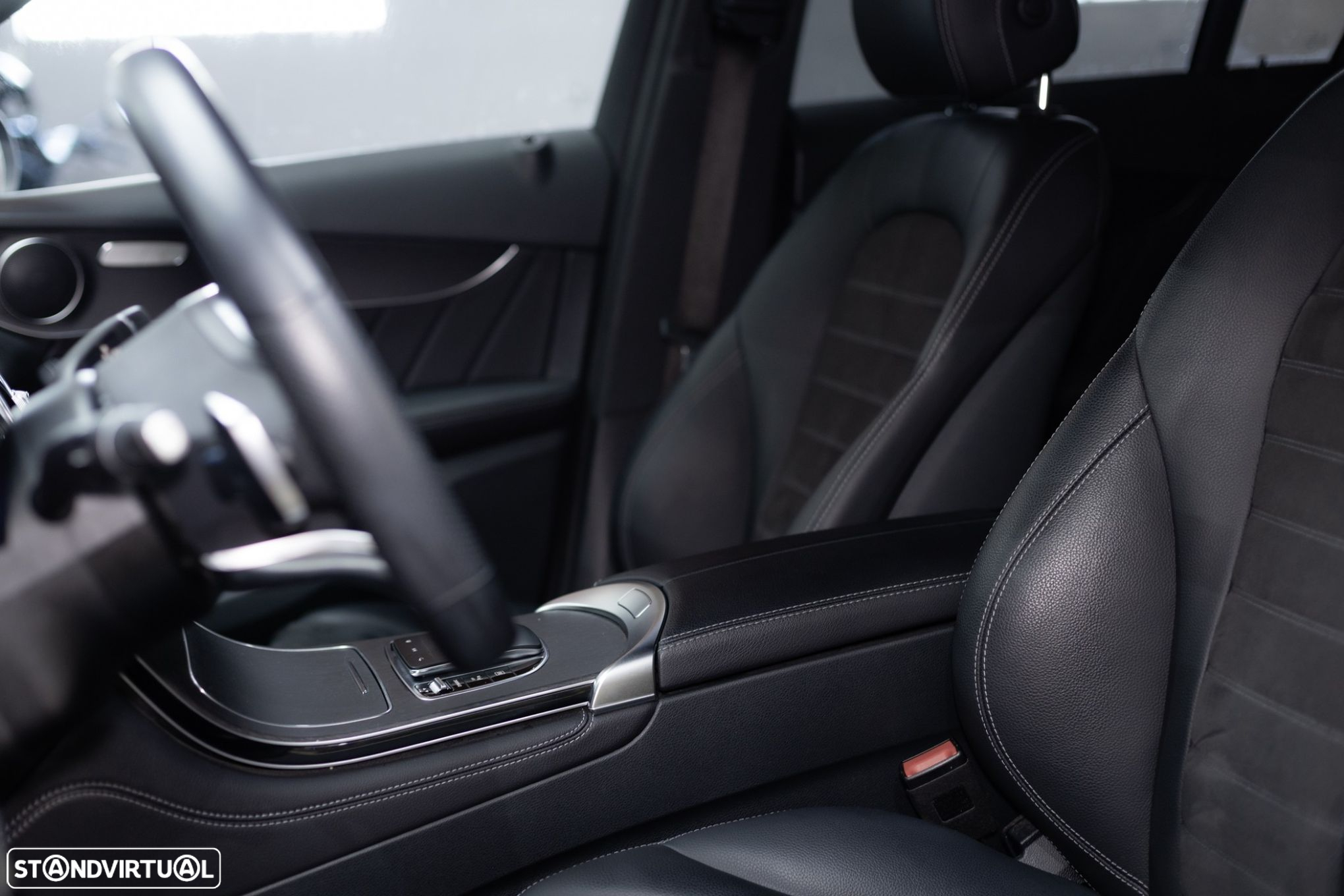 Mercedes-Benz GLC 300 e 4Matic - 37