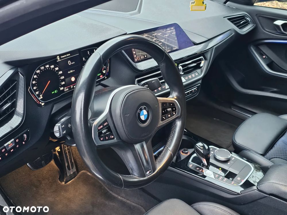 BMW Seria 2 218i M Sport - 16