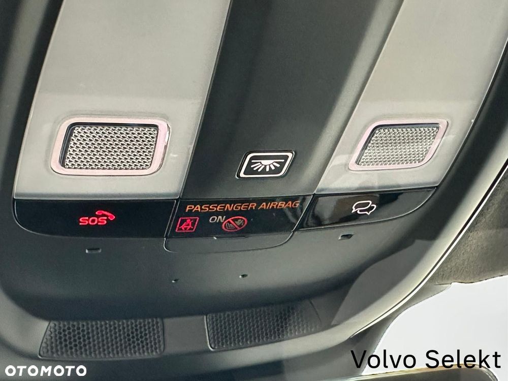 Volvo XC 40 - 30