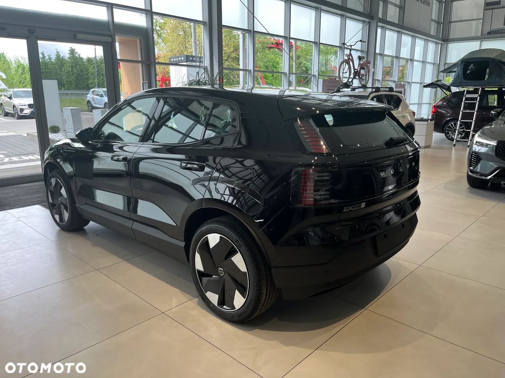Volvo EX30 51kWh Single Motor Plus - 6