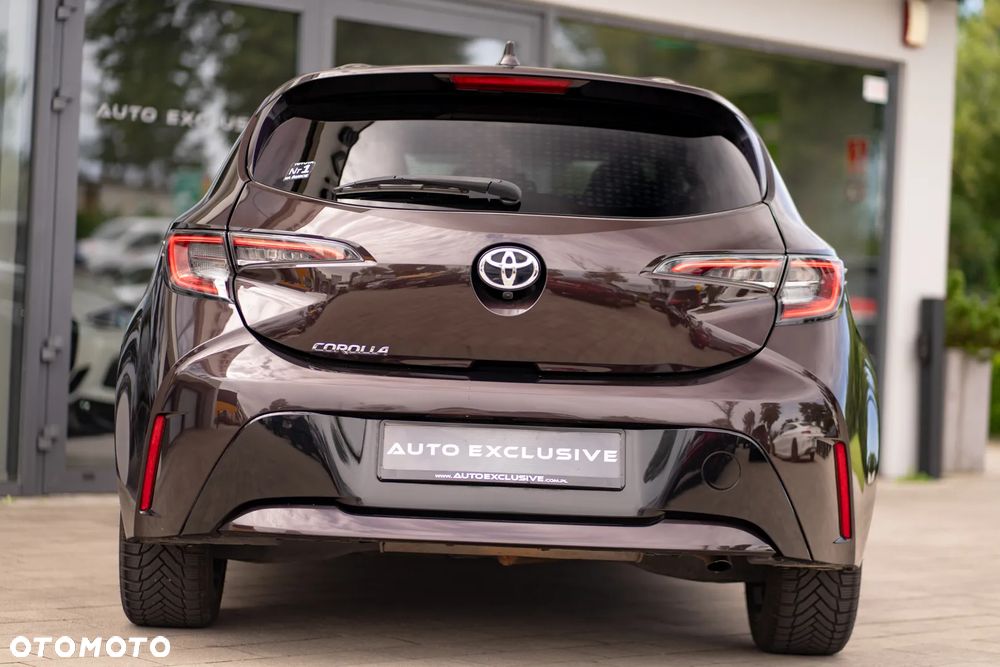 Toyota Corolla - 23