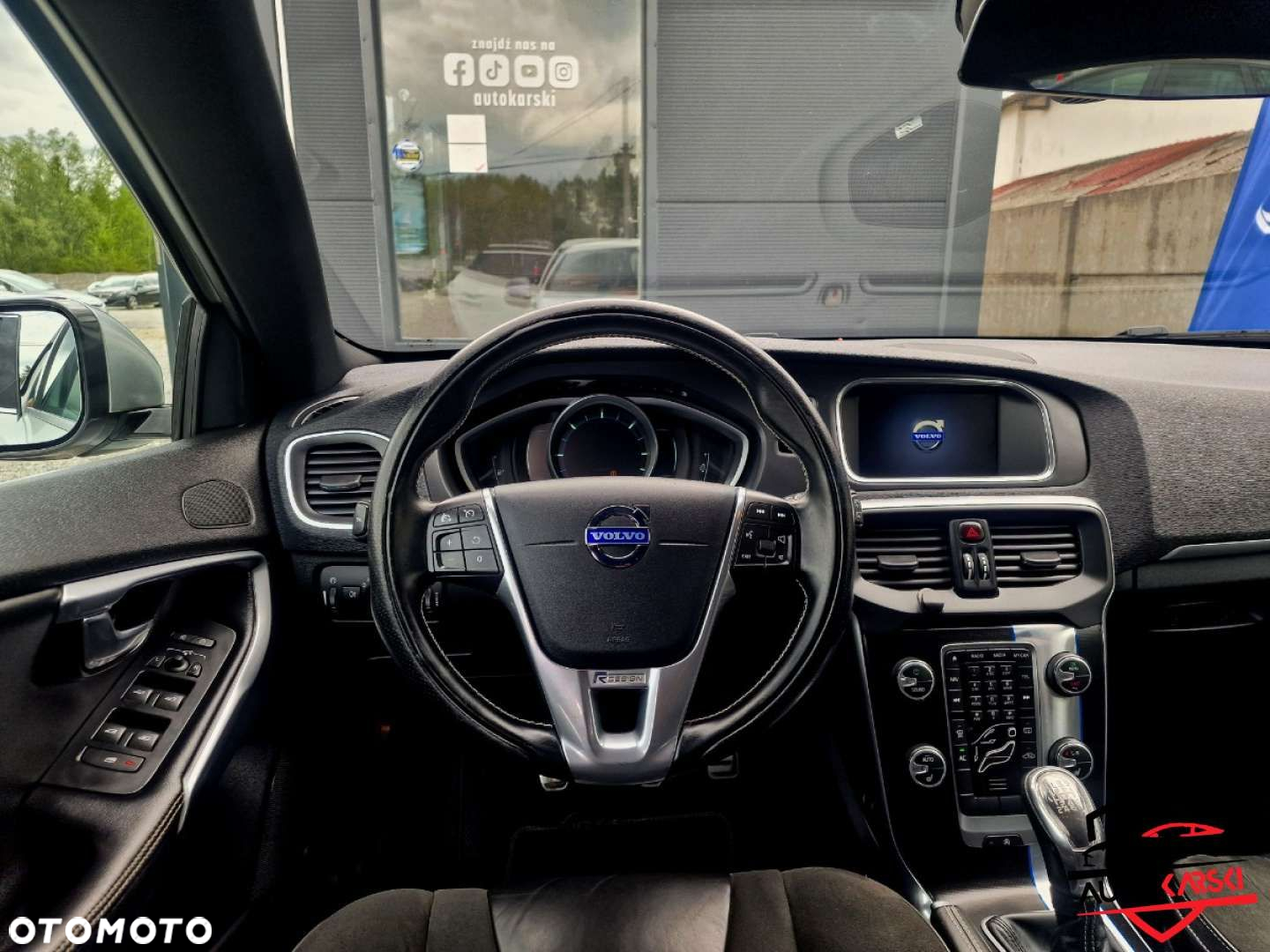 Volvo V40 - 32