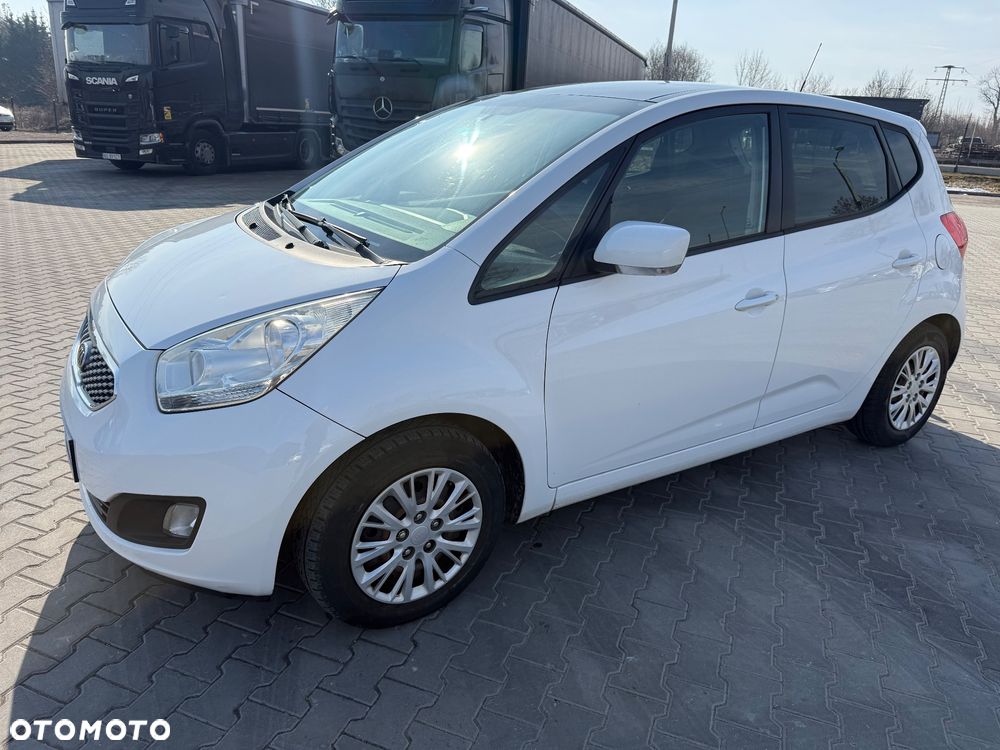 Kia Venga 1.4 CRDi 90 Dream-Team Edition - 4