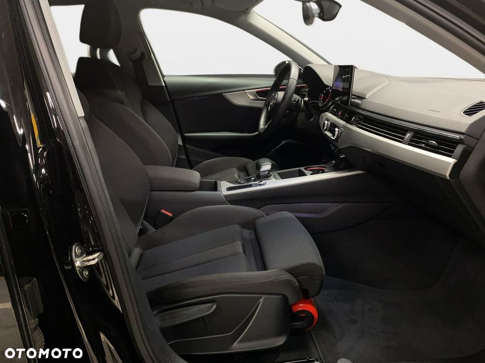 Audi A4 Avant - 13