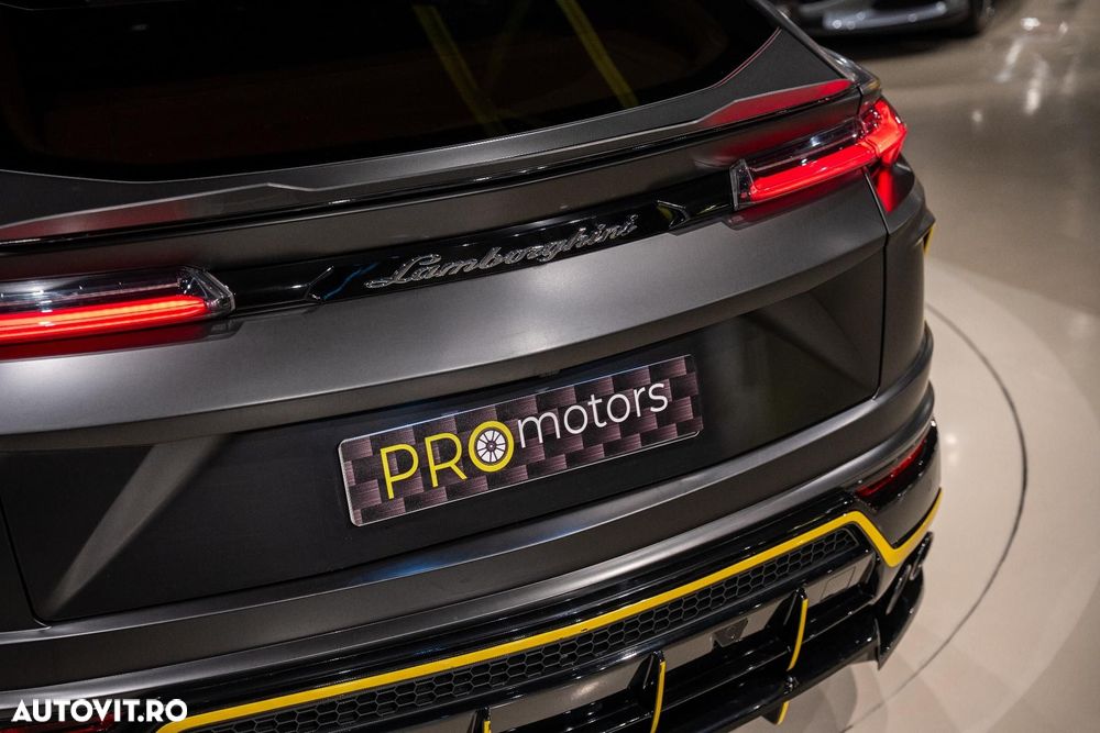 Lamborghini URUS - 14