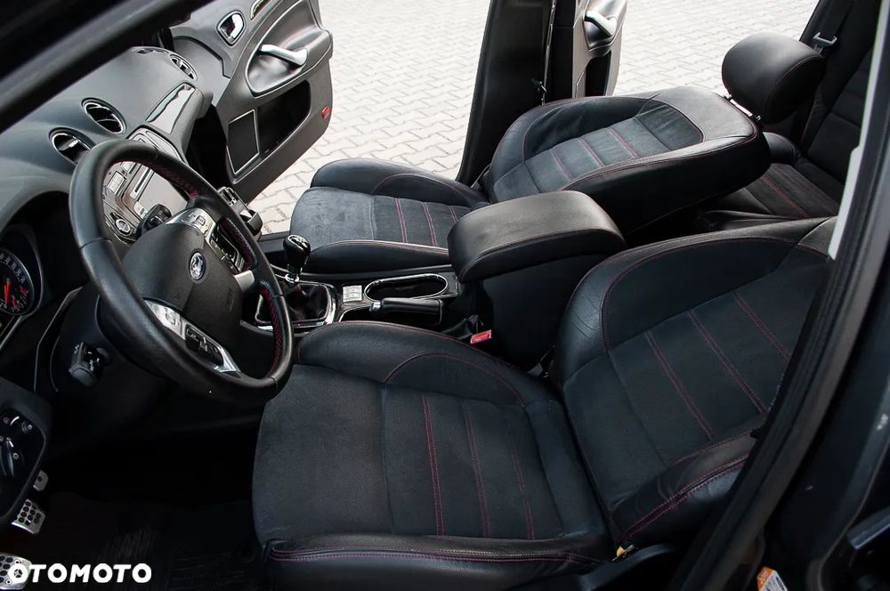 Ford Mondeo SW - 26