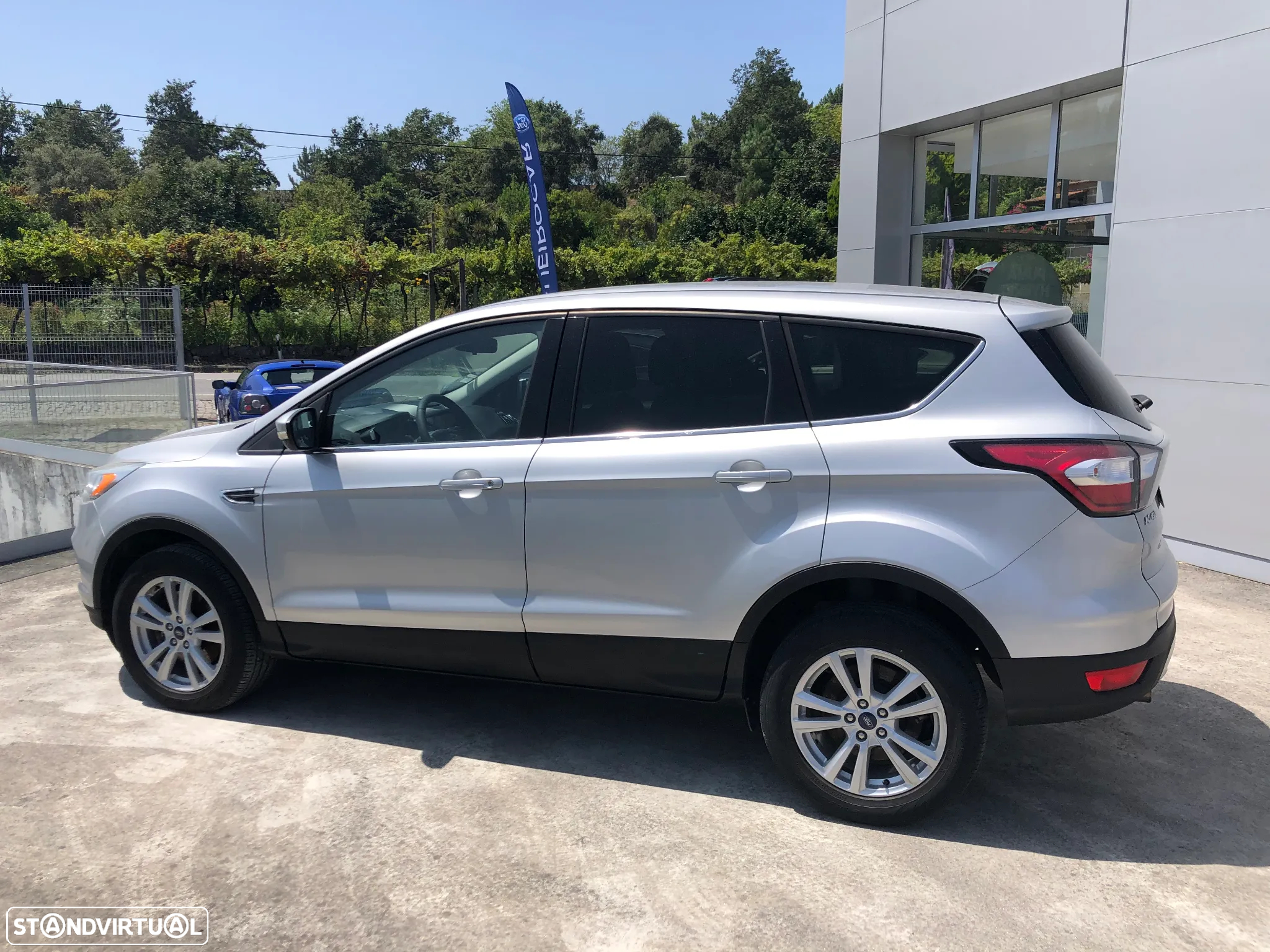 Ford Kuga 1.5 TDCi Business - 8