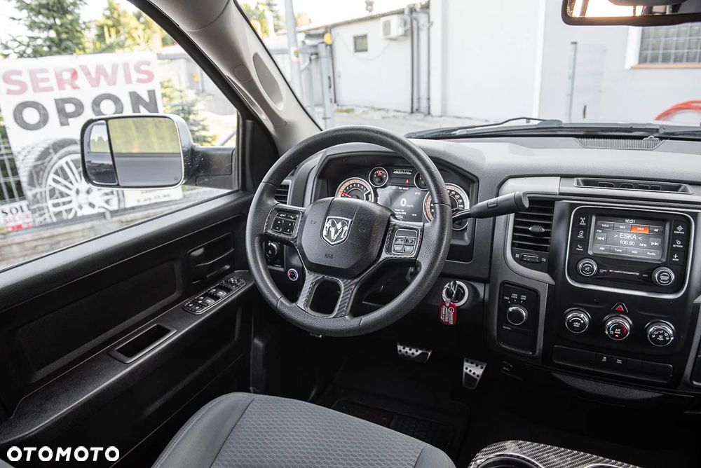 Dodge RAM 1500 5.7 4x4 - 19