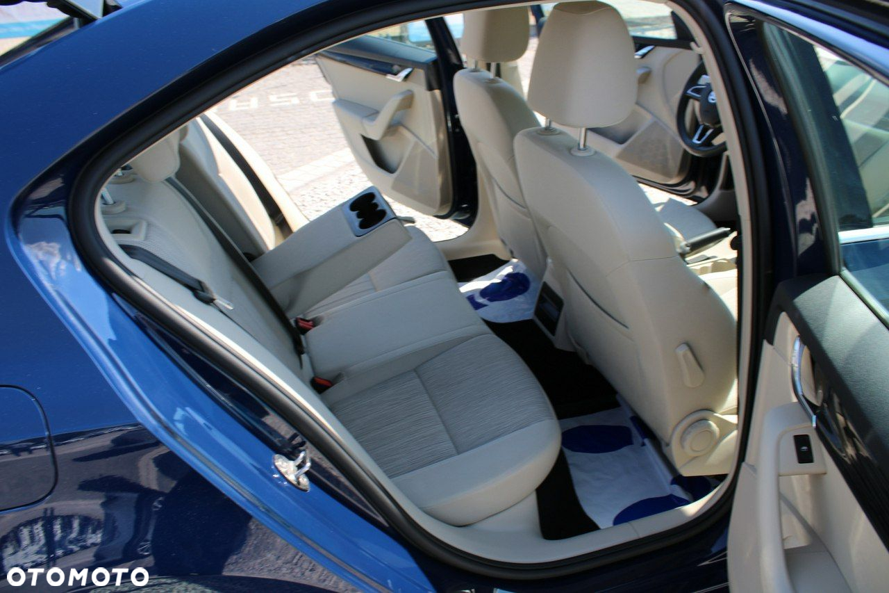 Skoda Octavia 2.0 TDI SCR Style - 35