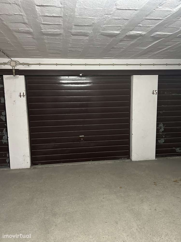 Garagem Fechada | Excelente Localização | Boa Oportunidade - Grande imagem: 2/6