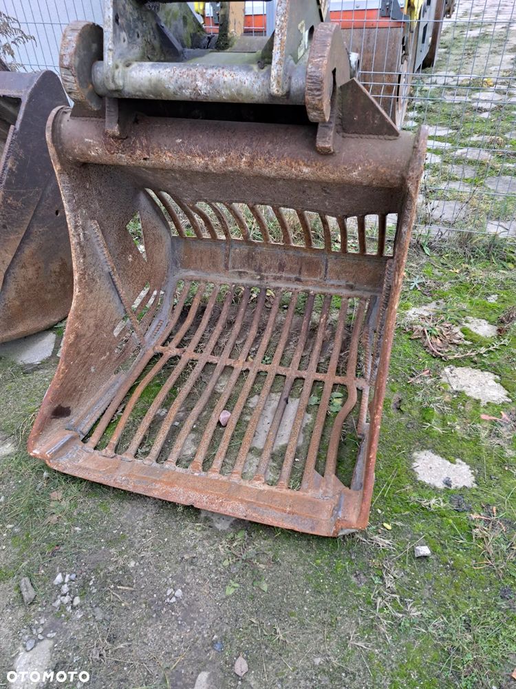 Caterpillar 318BL - 15