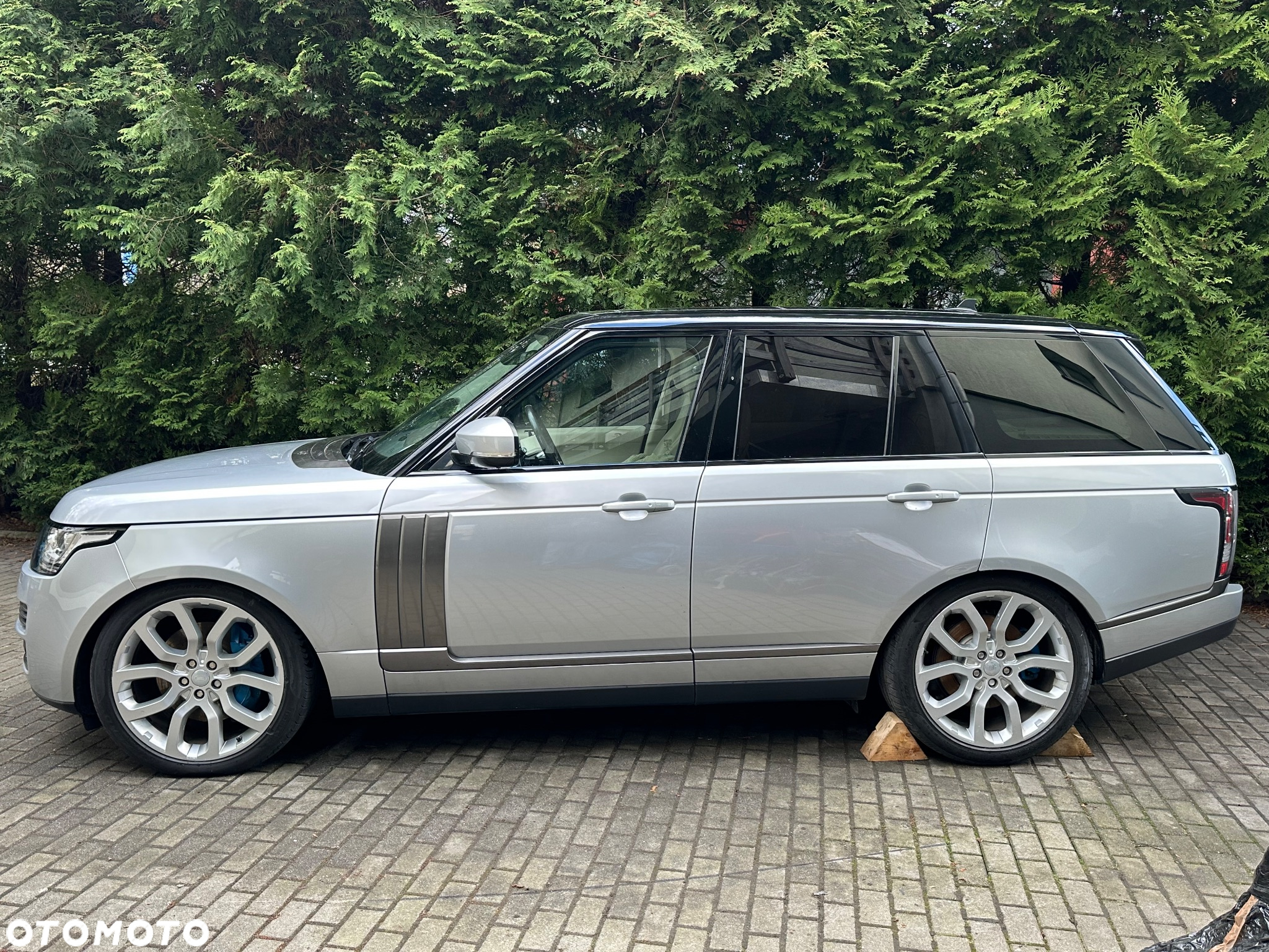 Land Rover Range Rover 4.4SD V8 Vogue - 12