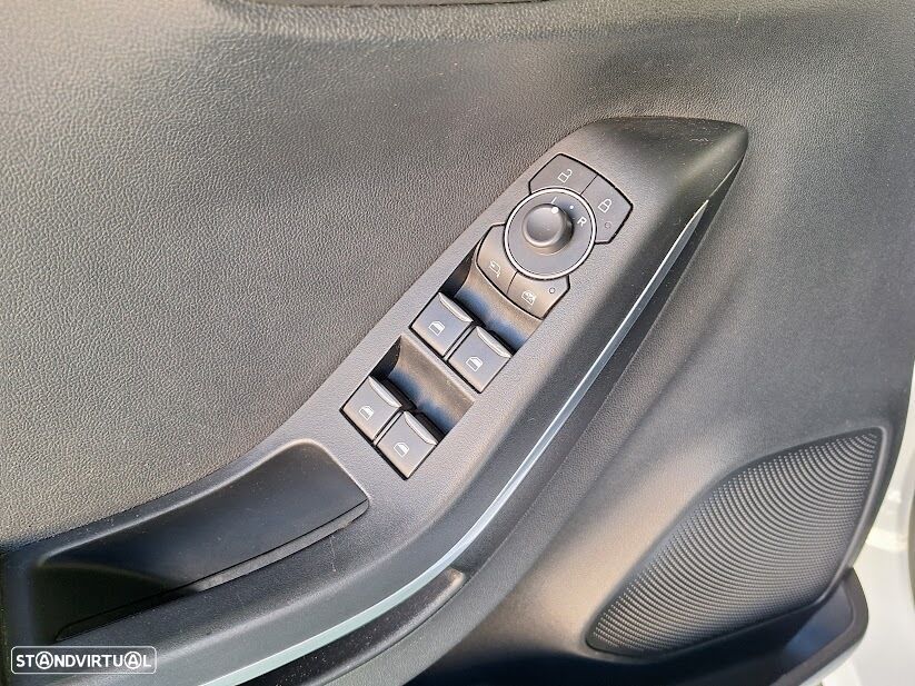 Ford Puma 1.0 EcoBoost MHEV ST-Line X - 12