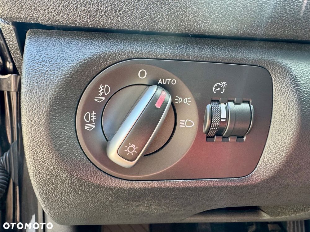 Audi A3 3-drzwiowe 2.0 TDI Attraction - 13