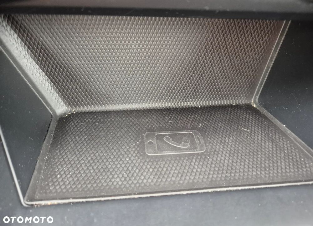 Volkswagen Golf 2.0 TDI SCR DSG Life - 13
