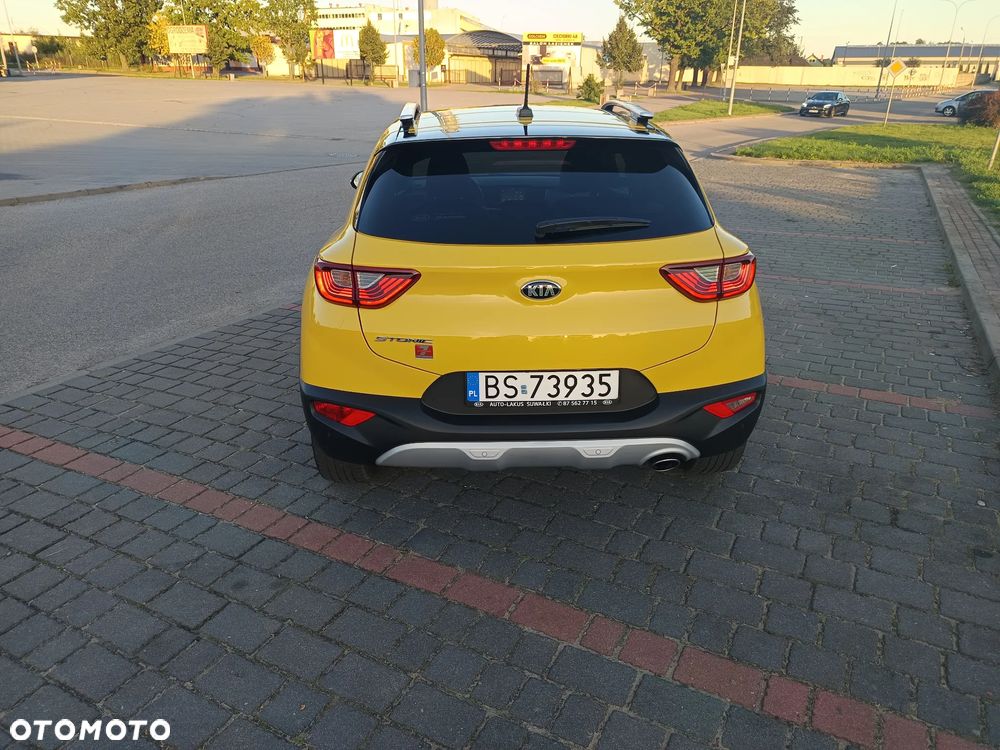 Kia Stonic 1.4 L - 6