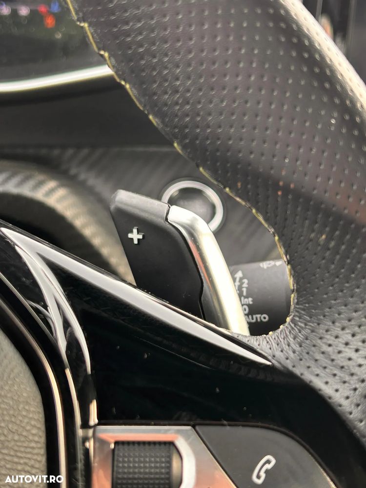 Peugeot 2008 1.2L PureTech 130 S&S EAT8 GT - 19