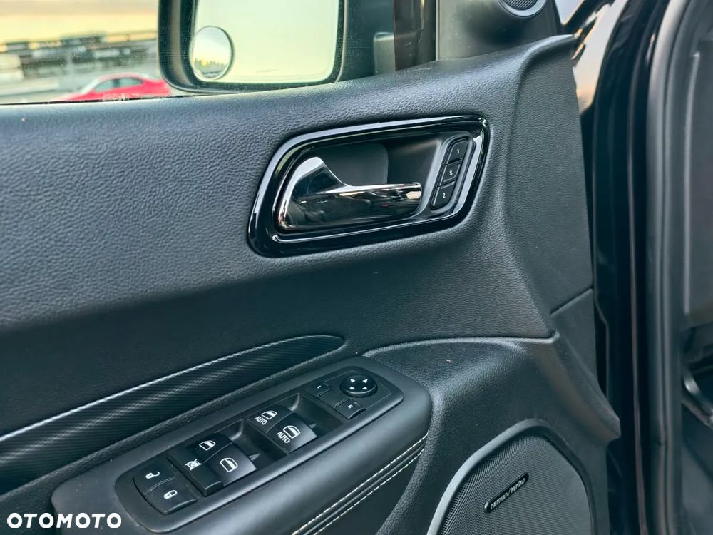 Dodge Durango 6.4 SRT - 23