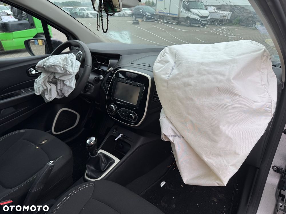 Renault Captur - 13