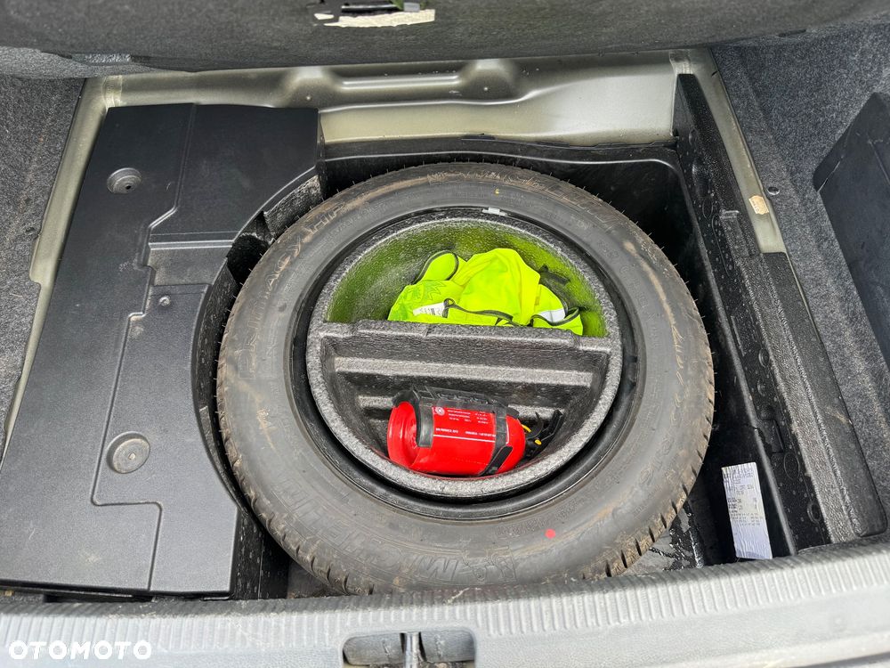 Volkswagen Passat 2.0 TDI Comfortline - 10