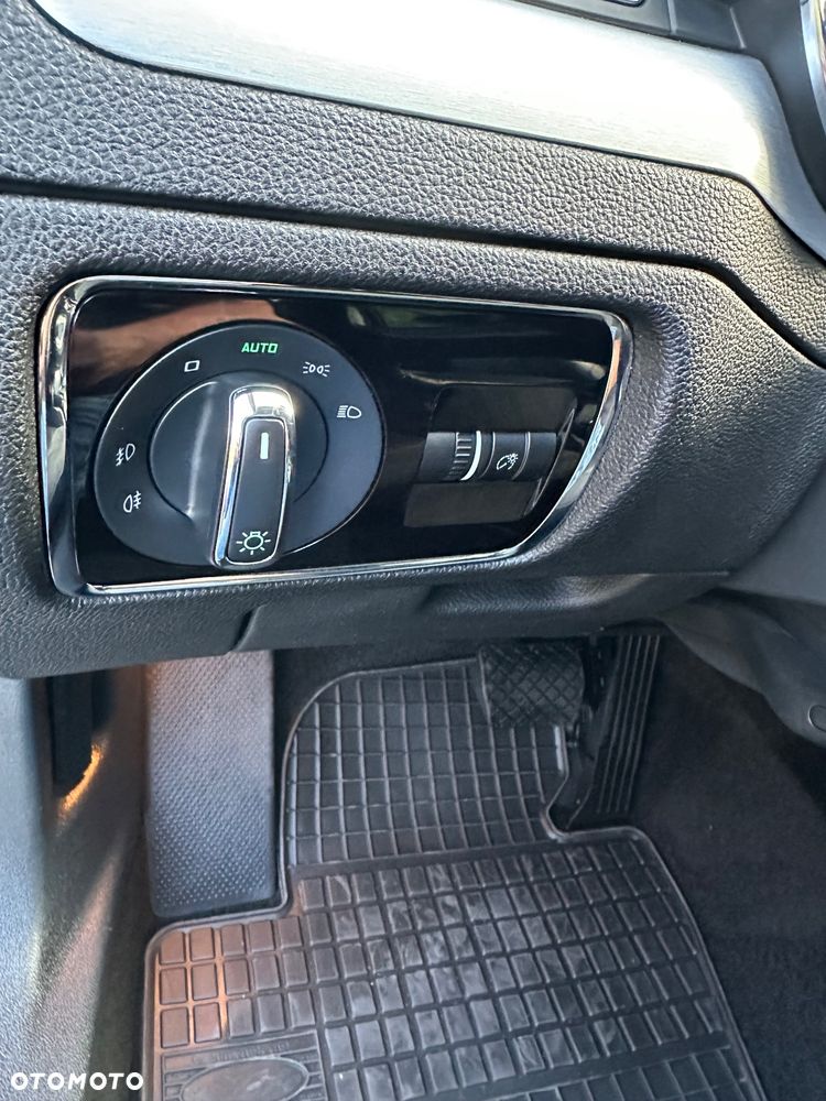Skoda Superb 2.0 TSI DSG Exclusive - 22