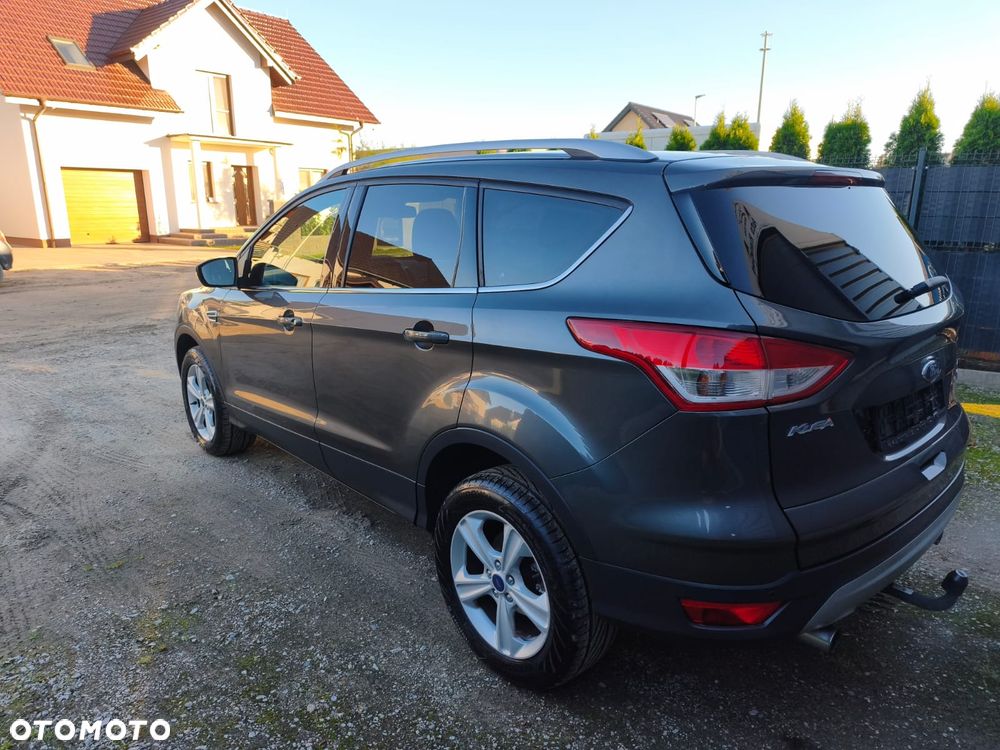 Ford Kuga - 8